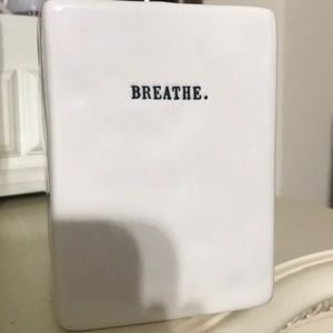 RAE DUNN MAKEUP BRUSH HOLDER